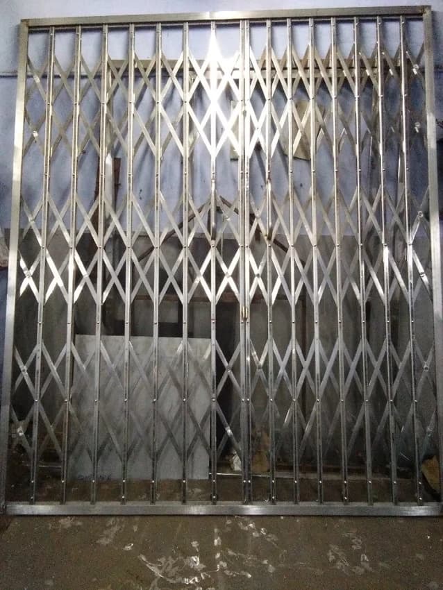 Stainless Steel Ms Collapsible Gates, For Office