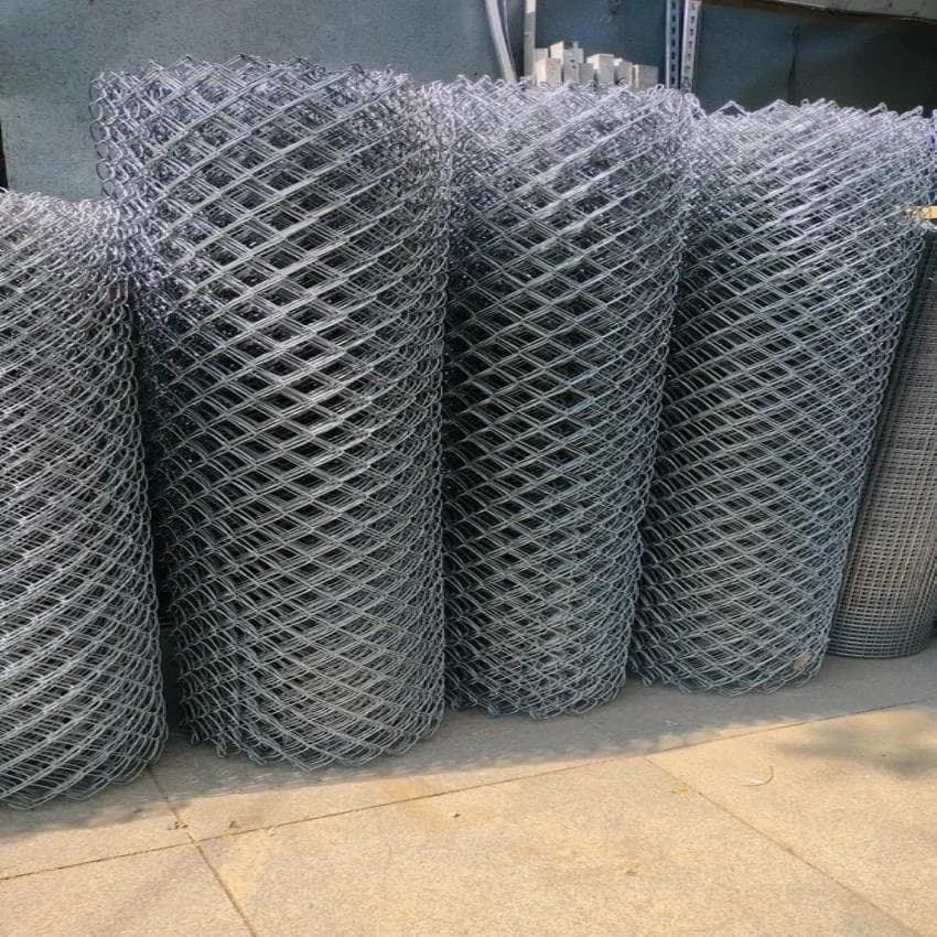 Iron Galvanized Chain Link Fencing, Mesh Size: 25 X 25 mm, Height: 5 ft