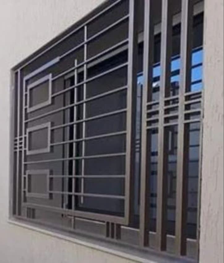 Simple Mild Steel Window Grill, For Apartment