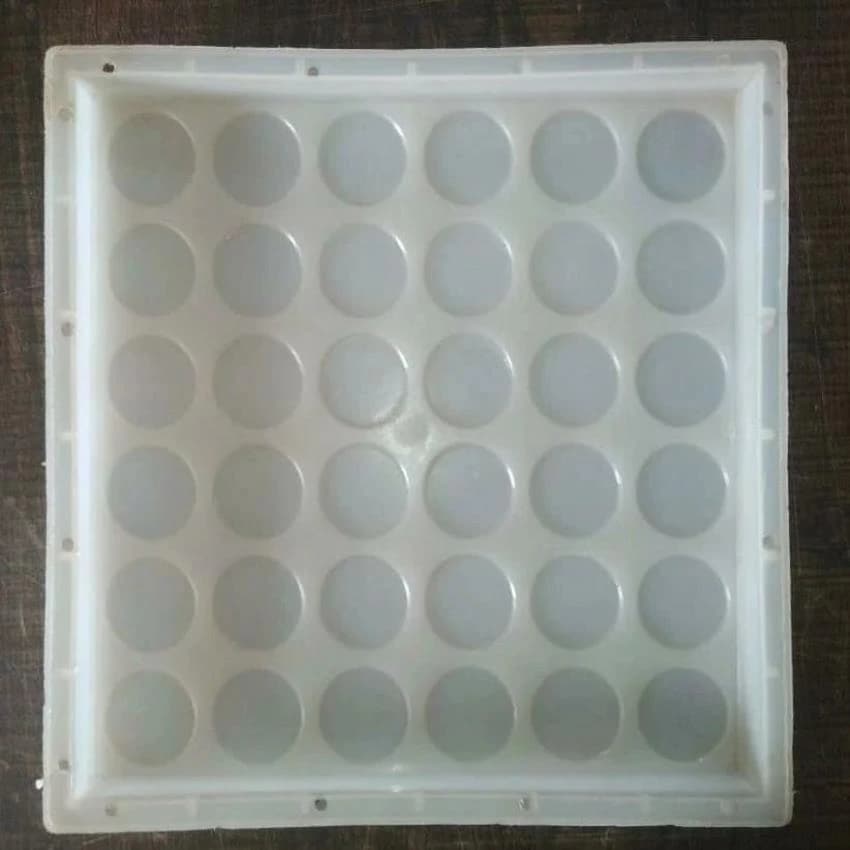 Silicone Plastic Chequered Tile Mould, For Industrial
