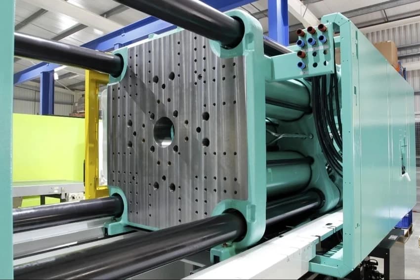 TOOL STEEL INJECTION MOULDING