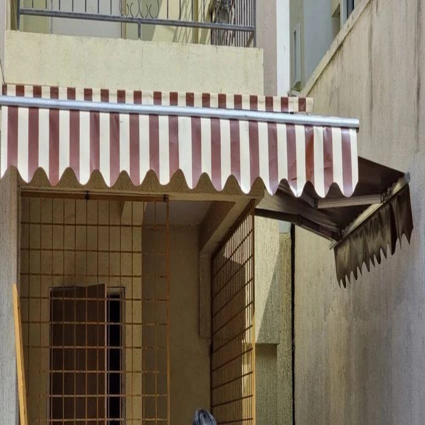 Brown Window Polyester Awning, For Commercial