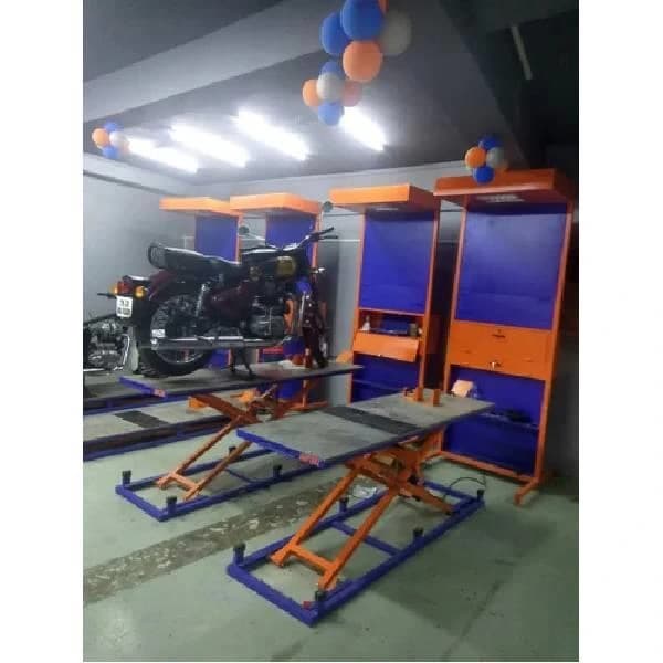 Enfild Two Wheeler Lift