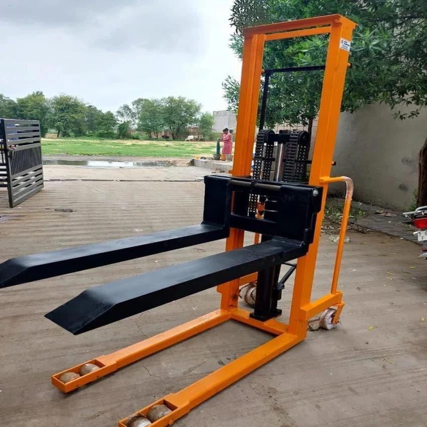 MS Manual Hydraulic Hand Pallet Stacker, Capacity: 1 ton, 3 M
