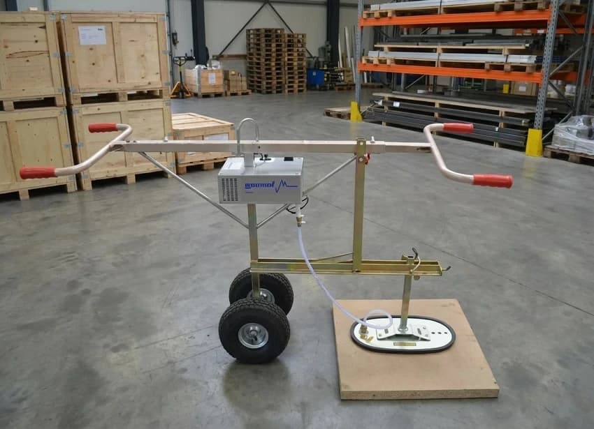 Vacuum slab lifter trolley with Battery Backup, Load Capacity: 1000 kg