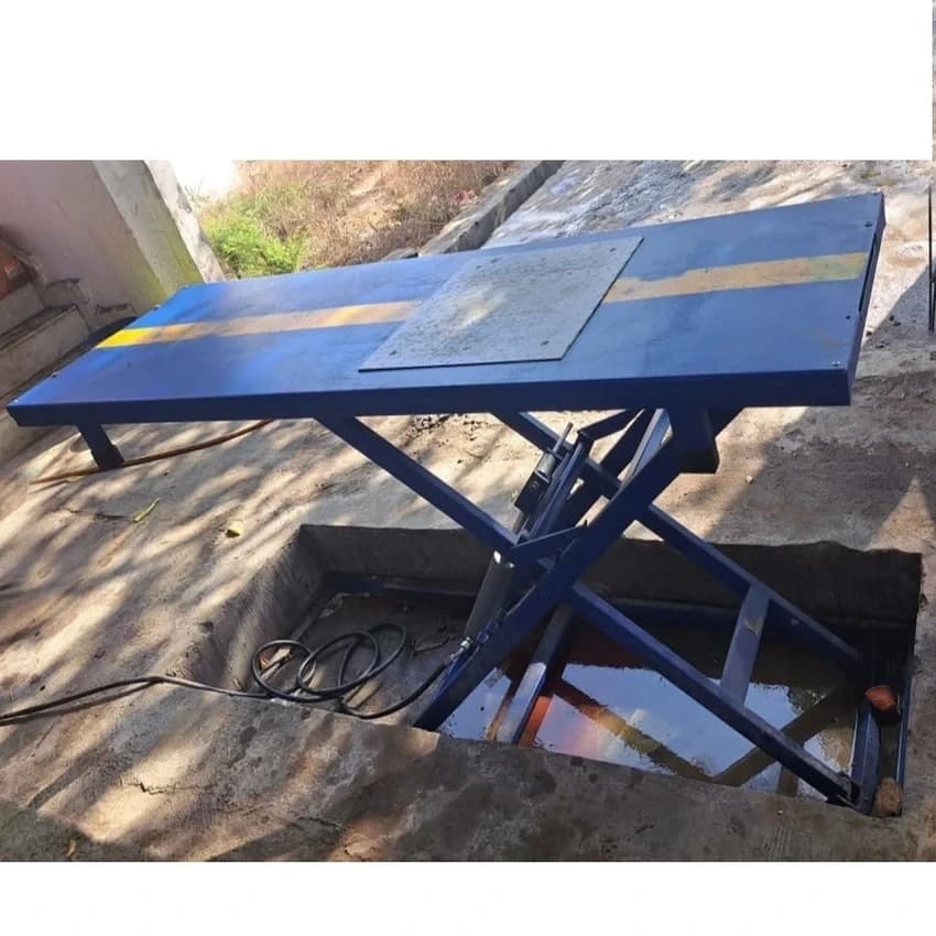 Manual Operated Hydraulic Scissor Lift Table, 5 Ton