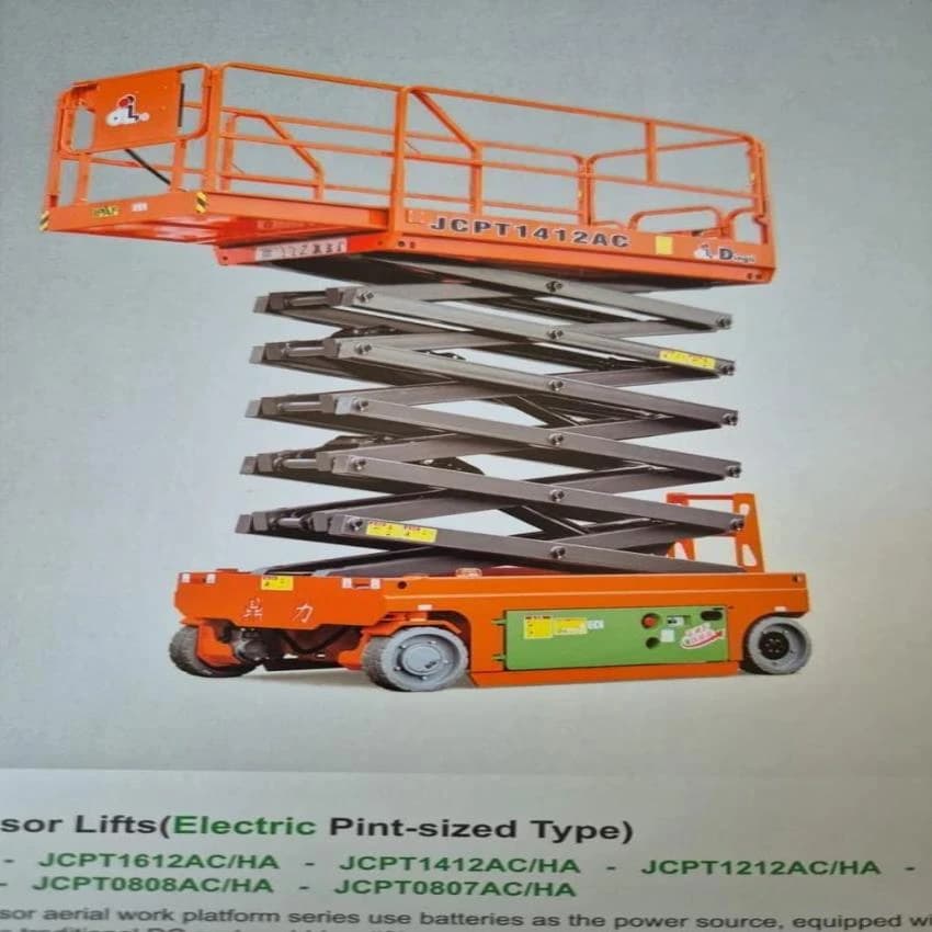 Self Propelled Scissor Lift, Rated Loading Capacity: 300 Kg, Working Height: 40 feet