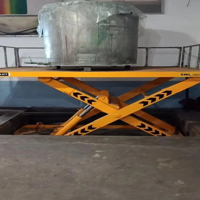 Sastha Equipments SE Hydraulic Scissor Lift Table, Running Mode: Stationary, Working Height: 5 Feet