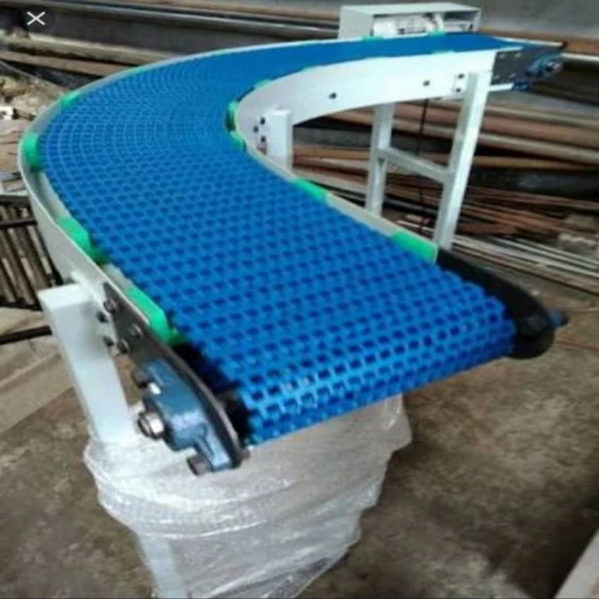 Semi-Automatic Plastic Modular Belt Conveyor, Operating Speed: 0-1 m/s, Capacity: 1-50 kg per feet