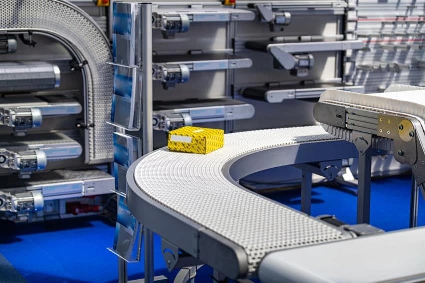 Automatic Plastic U-Type Modular Belt Conveyor, Belt Thickness: 5 - 10 mm, Capacity: 1-50 kg per feet