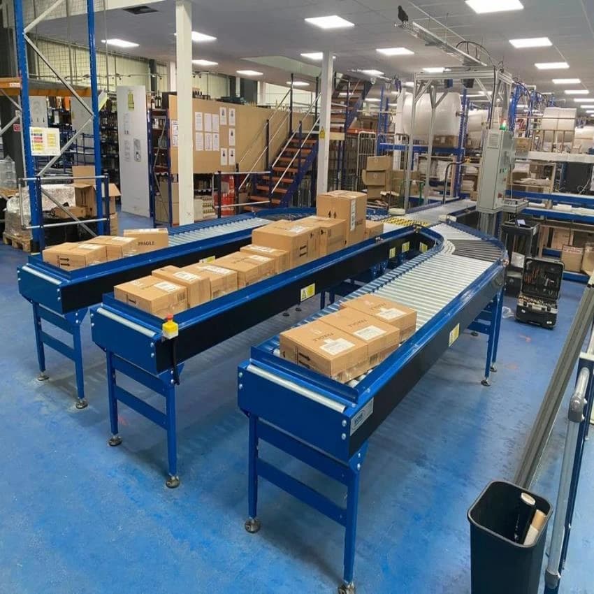 Assembly Line Conveyor, For Industrial, Production Capacity: 200 kg/Feet