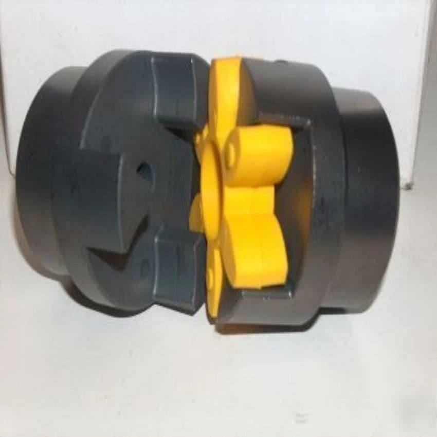 Iron Lovejoy Spider Coupling, For Structure Pipe, Size: 1 inch
