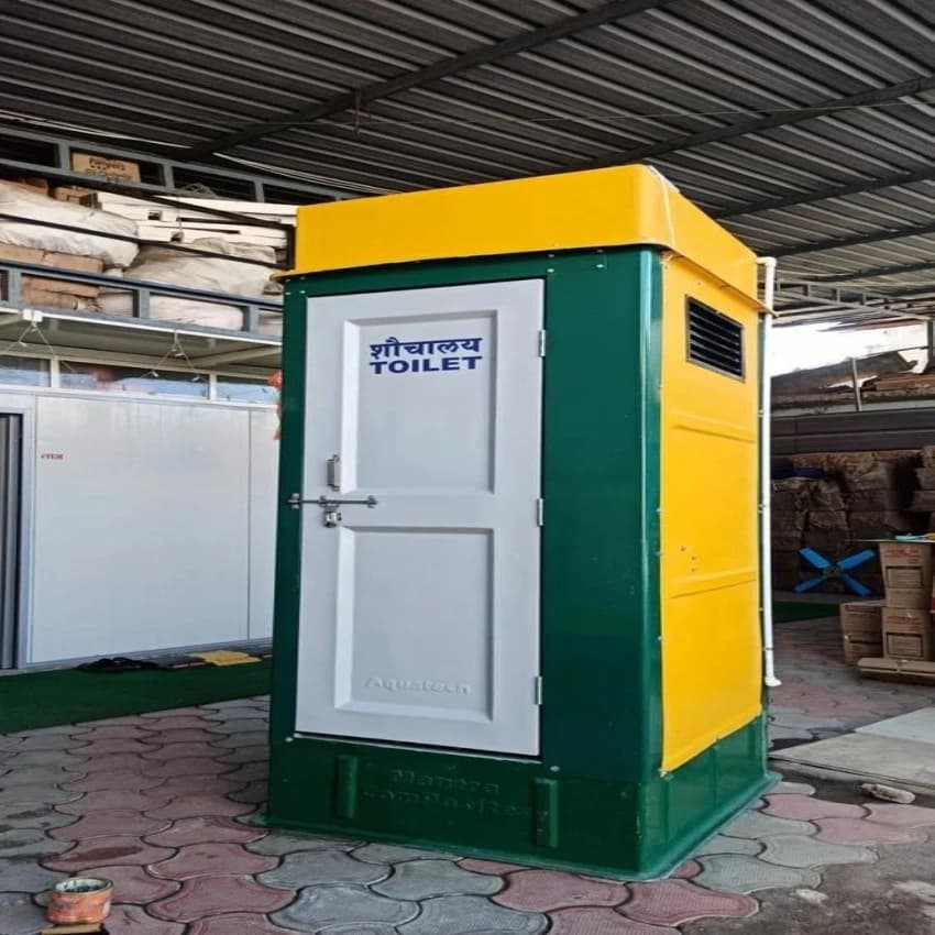 PVC Square FRP Portable Toilet, Size: 3.5 x 3.5 x 7 Feet