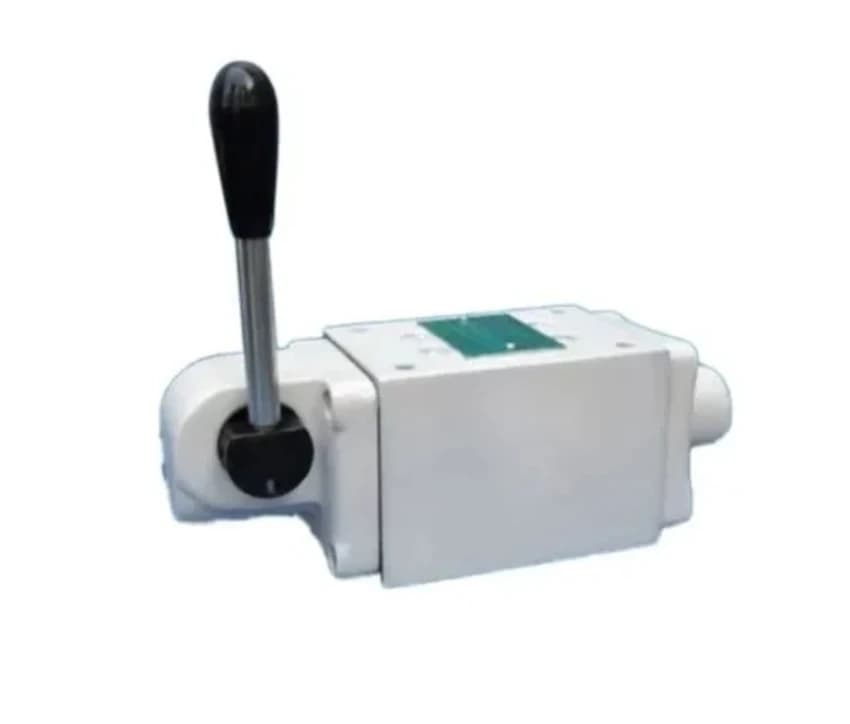 Lever Operated Directional Control Valve