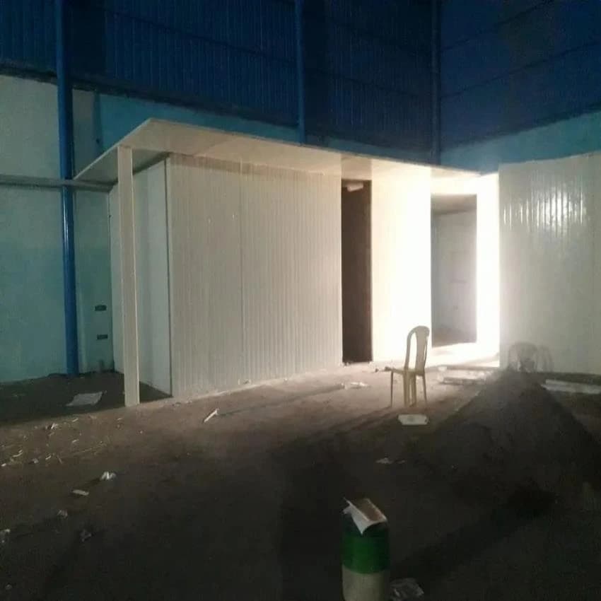Steel Prefabricated Warehouse, Color Coated