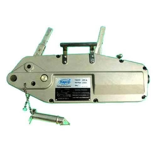 Blue Pulling & Lifting Machine, For Industrial Premises, Lifting Capacity: Standard