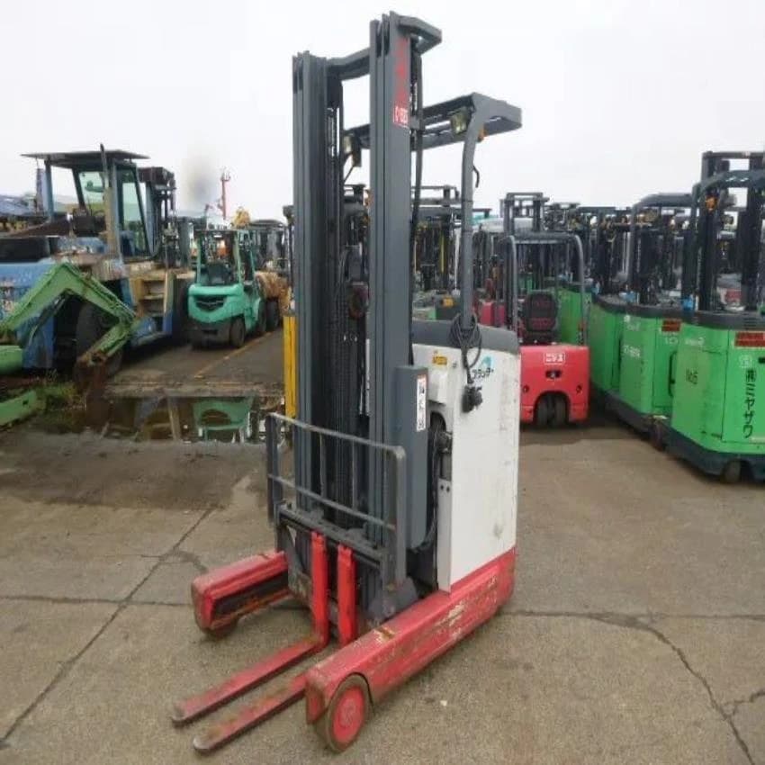 NYK and TOYOTO Stacker Electric, Usage/Application: Bulk Material Terminals