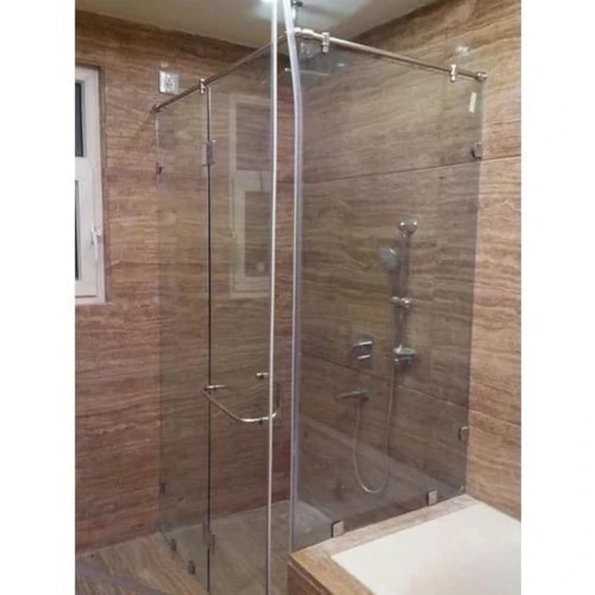 Cubicle Shower