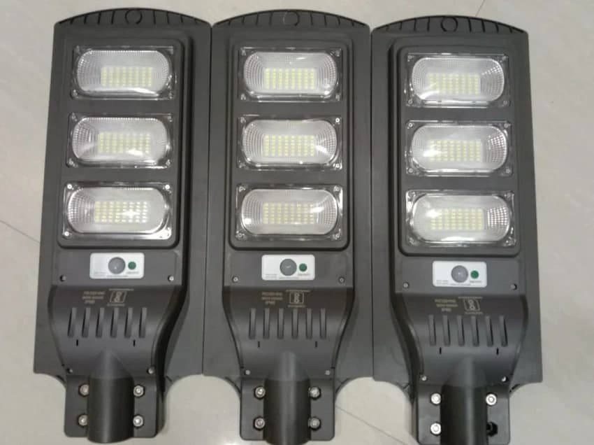 30W Solar Street Light - 60W 1200lm IP66
