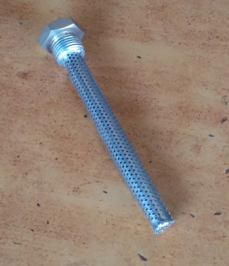 VT4 Compressor Oil Strainer