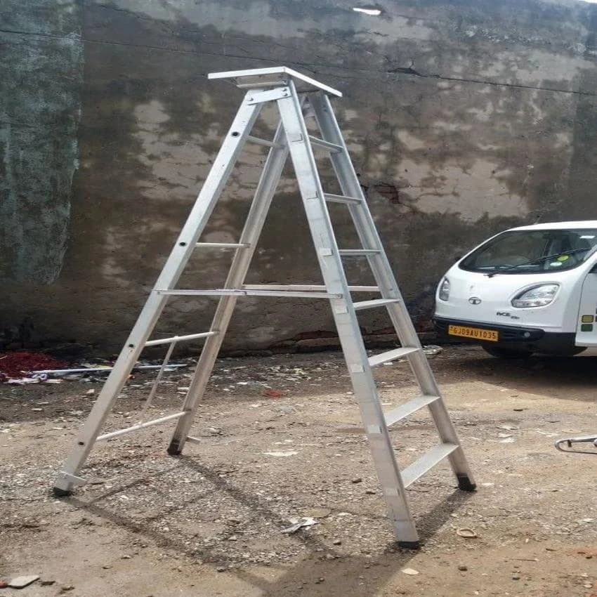 Aluminium Trolley Step Ladders, 4 To 20, Size: Standard