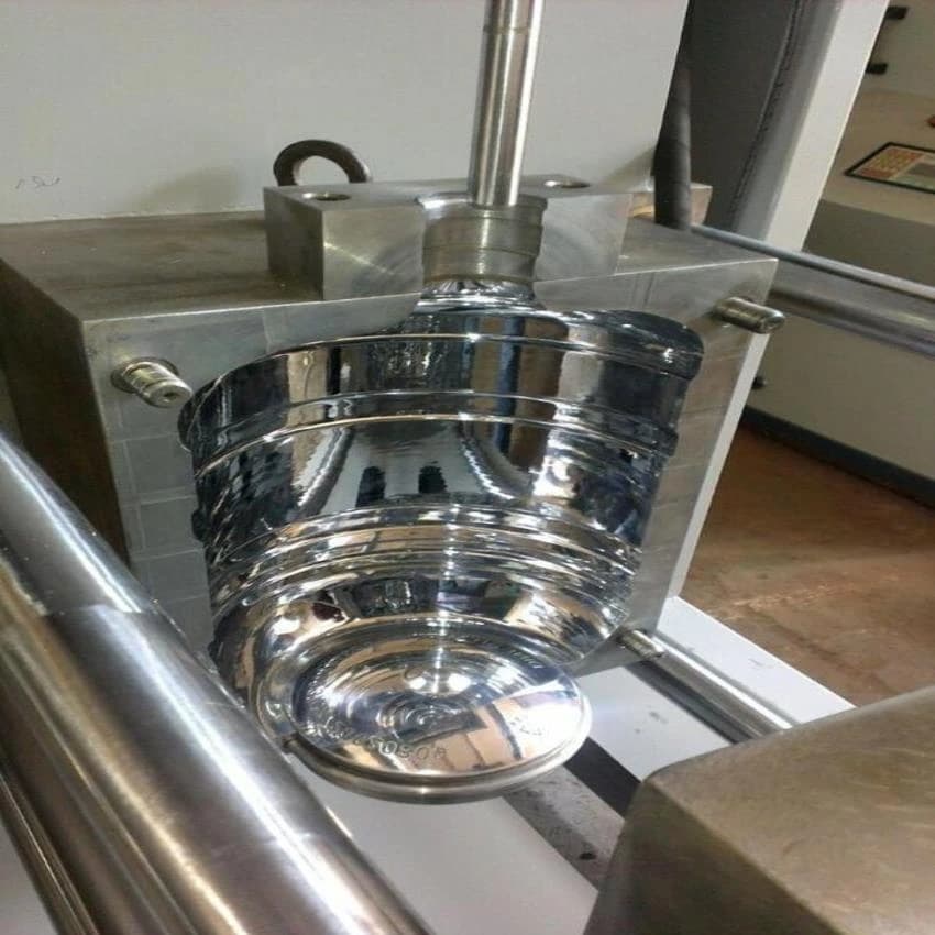 SACPL Semi Automatic Pet Jar Blowing Machine, 30hp With Compressors, Capacity: 60 Bottles Per Hour
