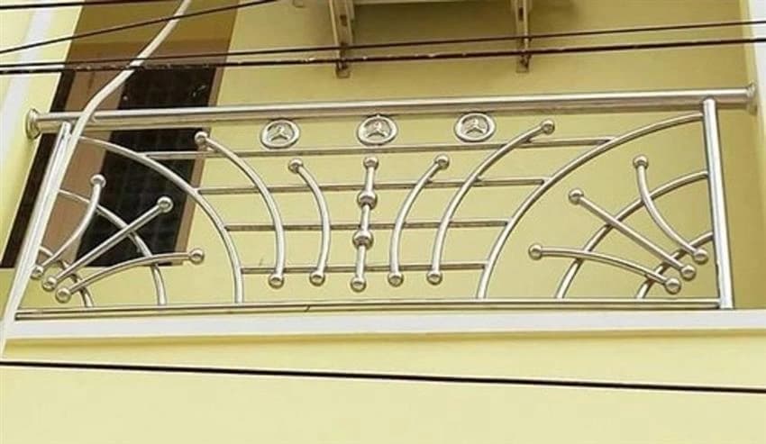 Modern Stainless Steel Balcony Grill For home