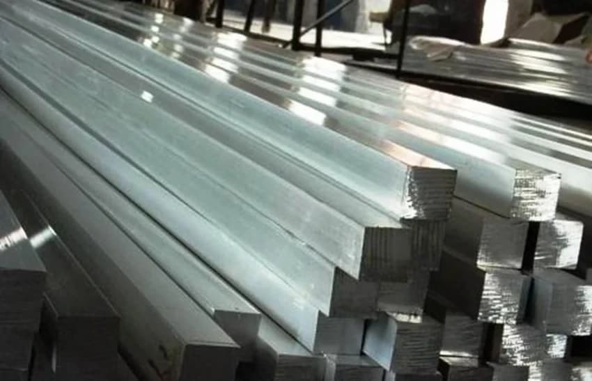 Stainless Steel Square Bars For Industrial, Size: 10-20 mm