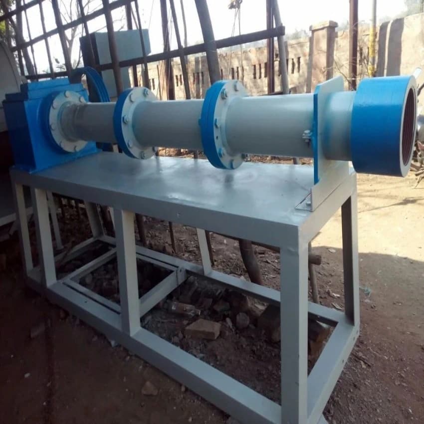 Foot Extruder Dana Machine Helical Gear Box, Production Capacity: Up To 100 kg/hr