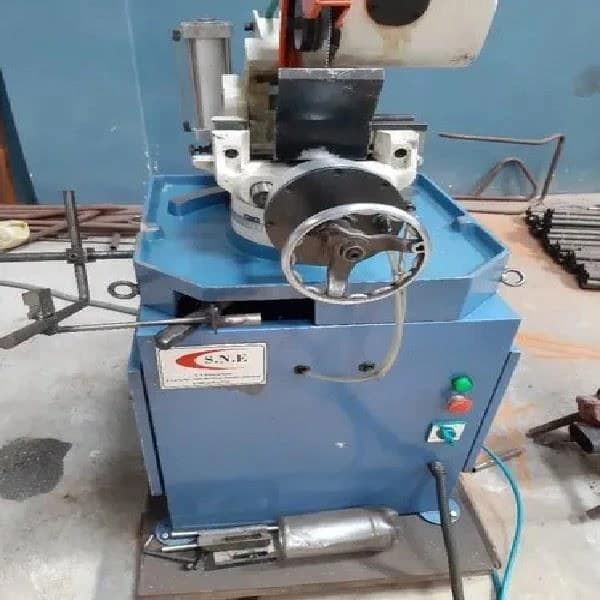 Pipe Cutting Machine