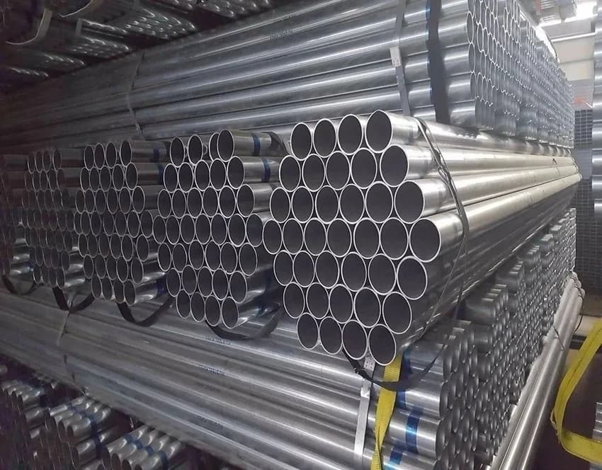 Round Galvanized Iron Pipes