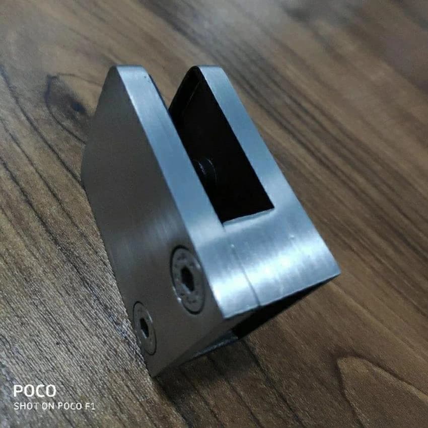 Balustrade Fitting Stainless Steel Ss Handrail Bracket, For Stair And Balcony