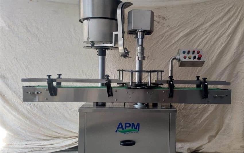 APM SS304 Single Head Capping Machine, Capacity: 2400 To 4800 Bph
