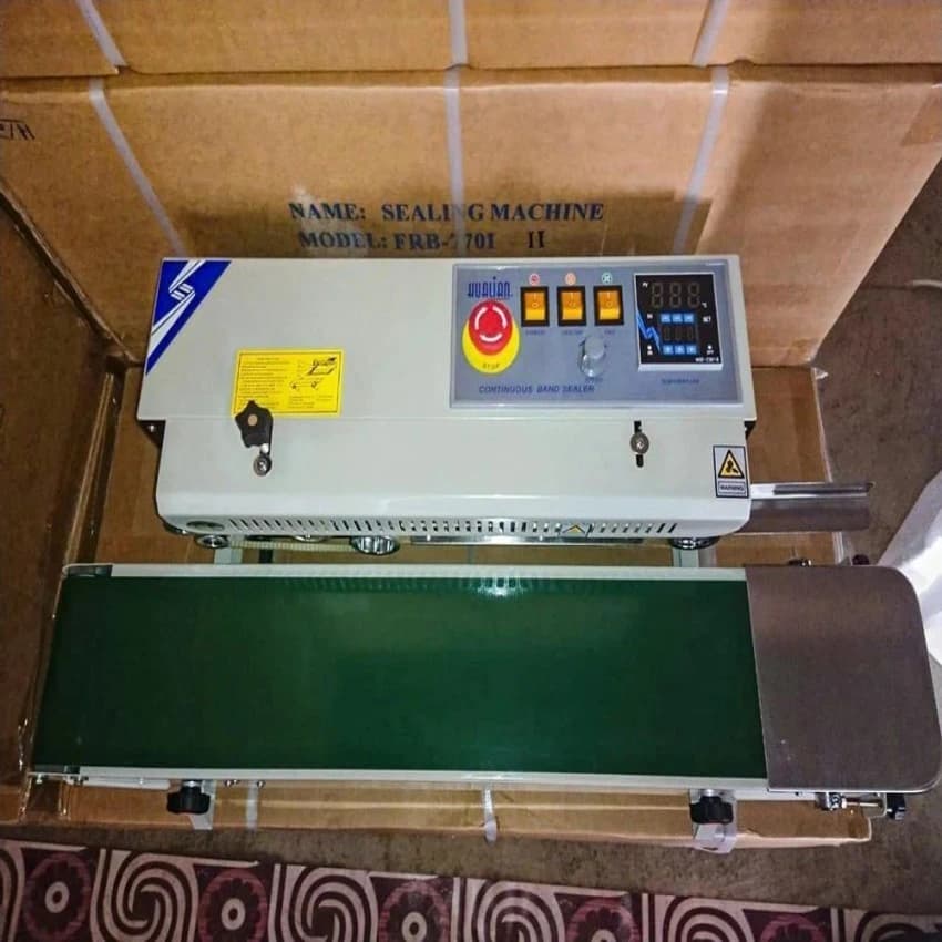 Semi-Automatic FR900 Vertical Band Sealing Machine