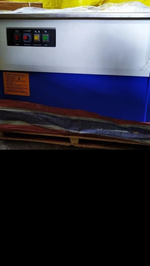Semi Automatic Strapping Machine