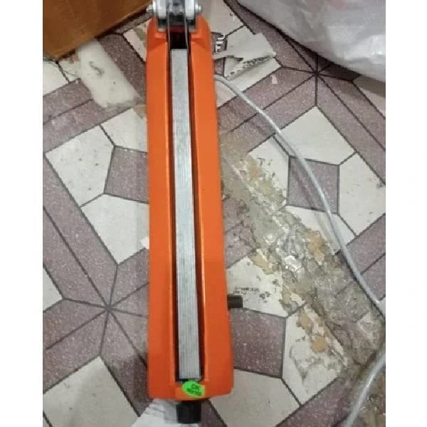 Hot war hand sealer
