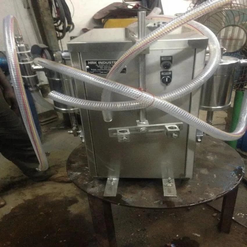 Liquid Filling Machine With Two Head