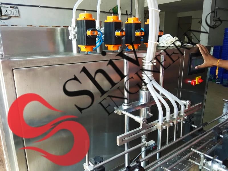 Shiv Engineering Automatic Servo Based Liquid Filling Machine
