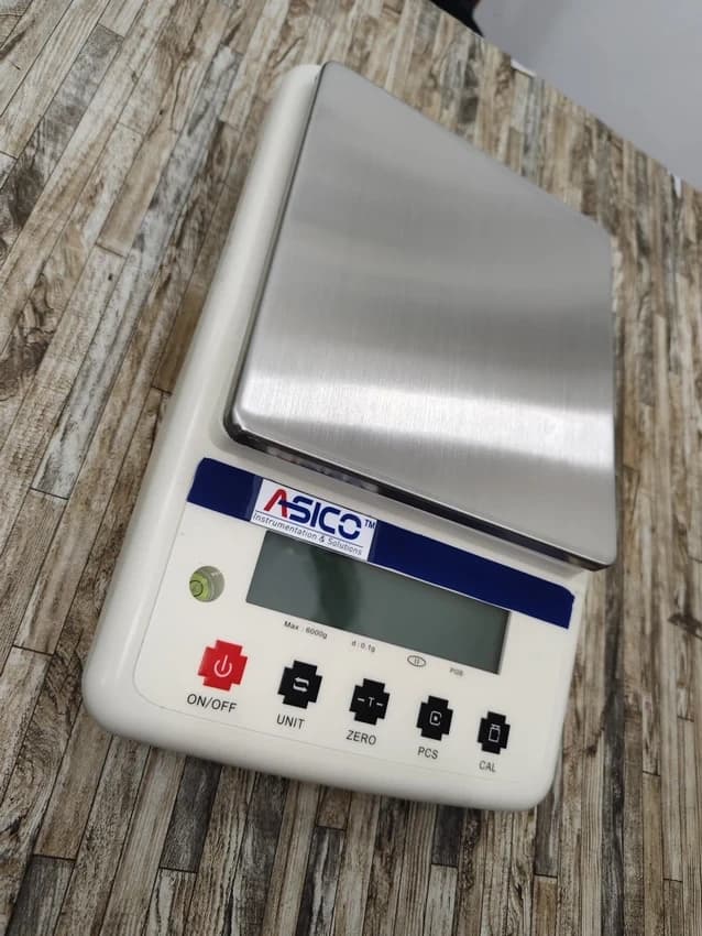 Table Top Balance (Precision Balance), Weighing Capacity: 3000 Gm, Accuracy: 0.01 Gm