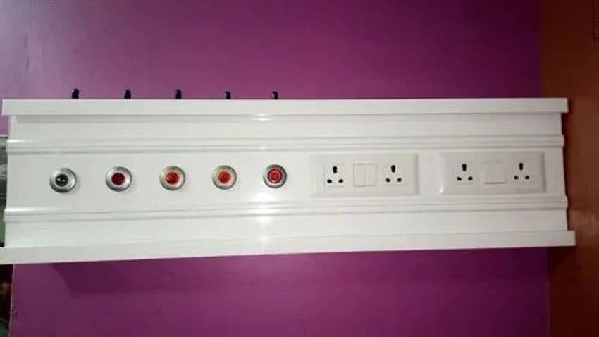 Horizontal Bed Head Panel, For Hospital, Size: 3 Feet