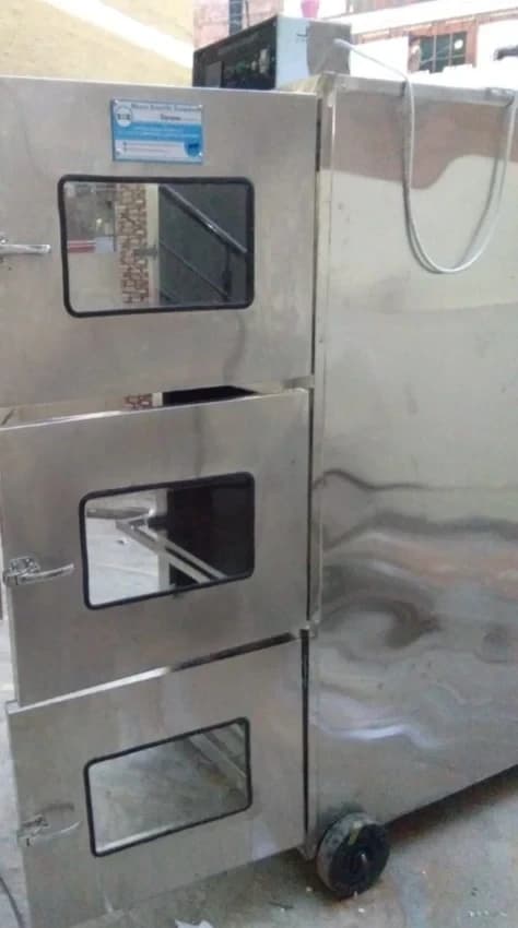 Rectangular Mortuary Cabinet 3 Dead Bodies, 8 Feet