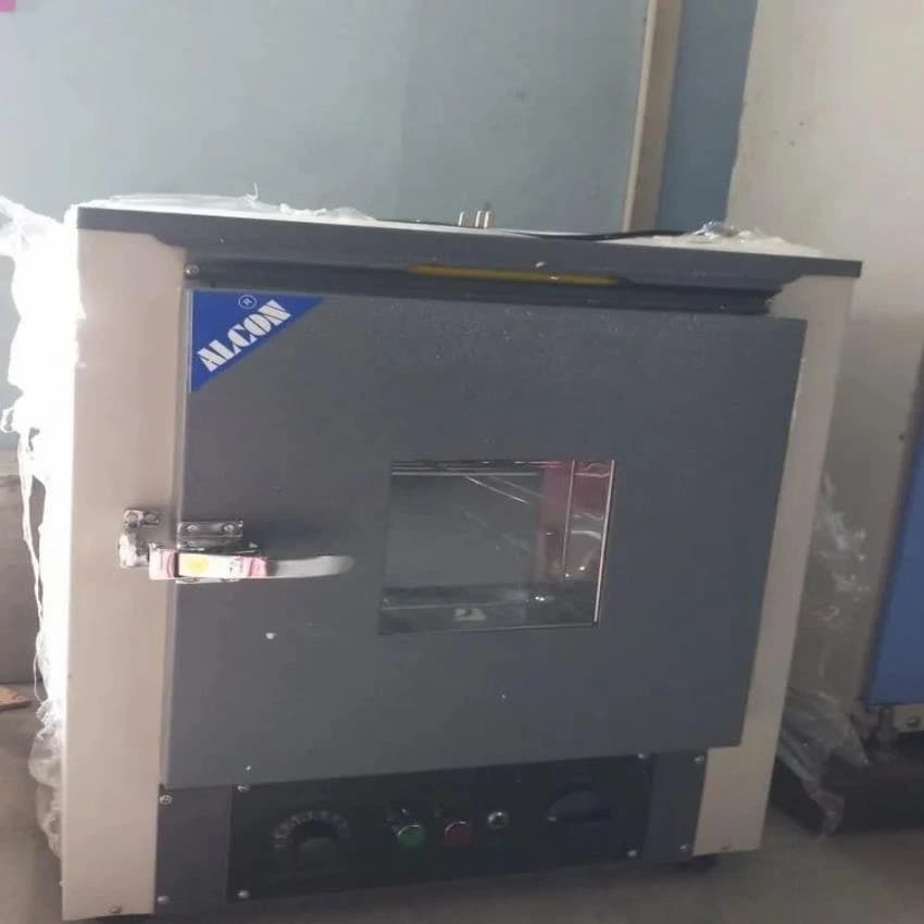 Blue Bacteriological Incubator (Make-Tnei), For Laboratory, Model Name/Number: 05959