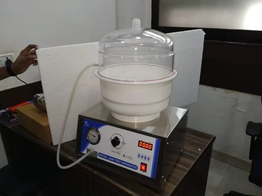 Accumax Leak Test Apparatus