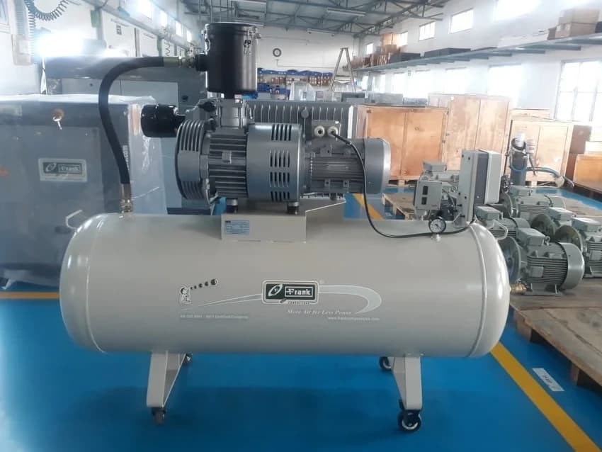 Rotary Vane Vacuum Pump