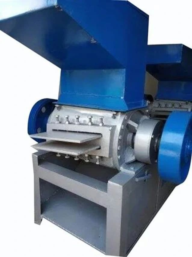 PVC PET Bottle Grinder Machine, Blade Size: 24Inch, Capacity: 200 kg/hr