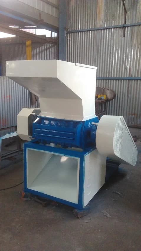 Scrap Grinding Machine (150-200 kg/H)