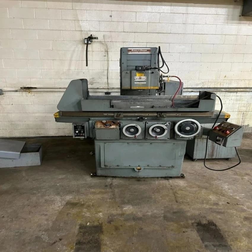 Brown & Sharpe 600 mm x 300 mm Surface Grinding Machine