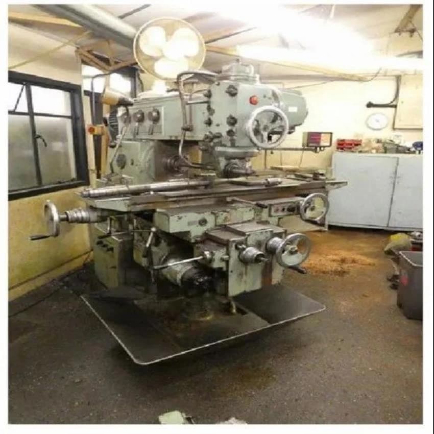 Stanko 6PS2W Universal Milling Machine
