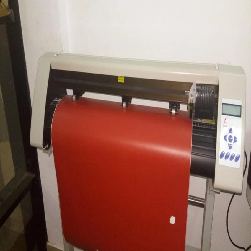 Redsail Brand Vinyl Radium Sticker Cutting Plotter Machine