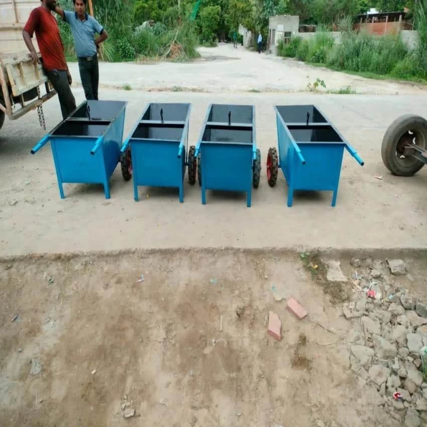 Wheel Barrow Trolley, Load Capacity: 200 kg, Capacity: 100 L